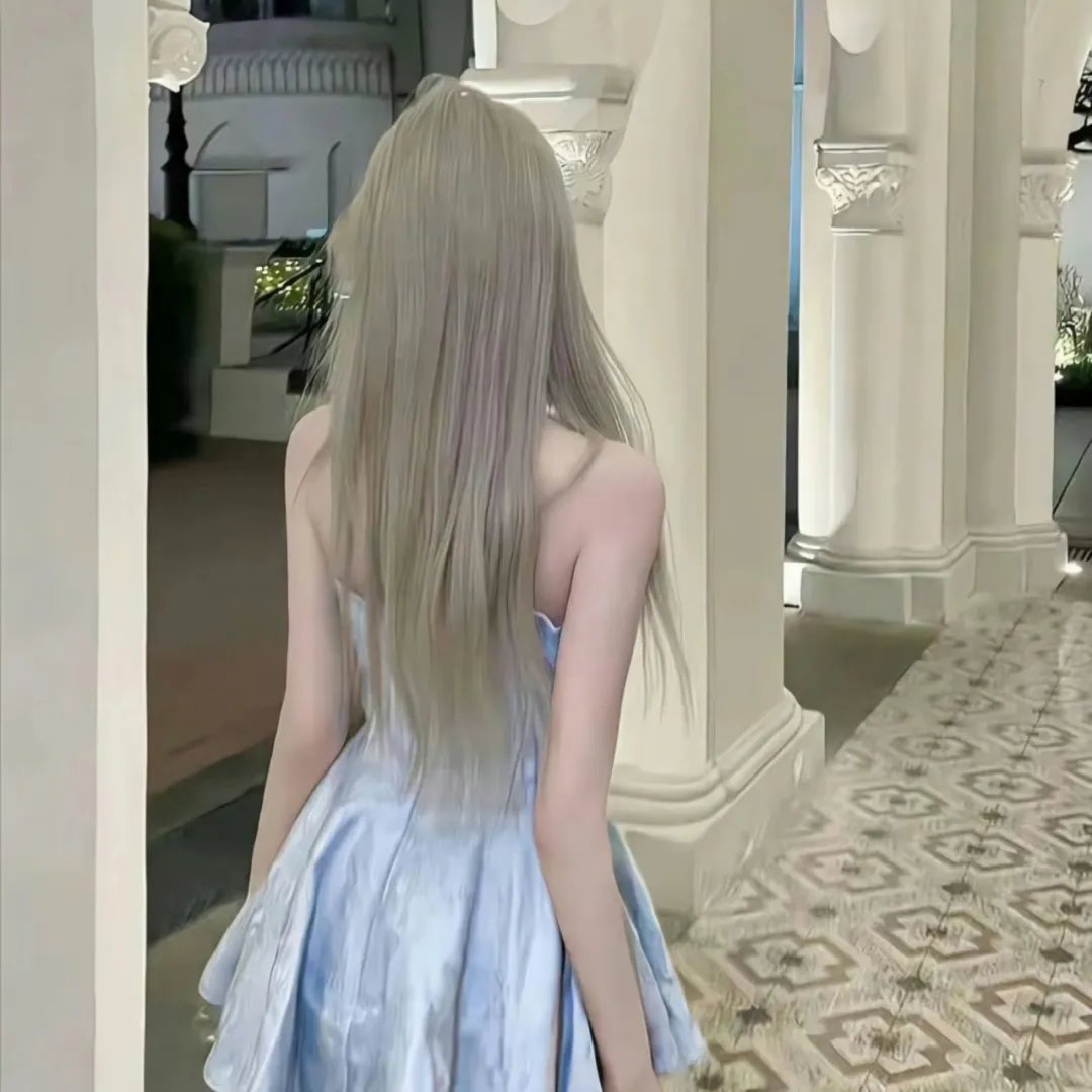 睡美人的诅咒海报