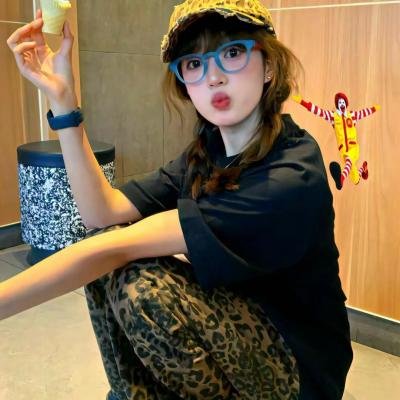 我家那闺女2025海报