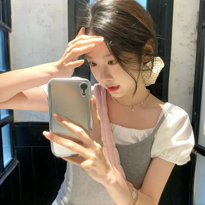锁龙井海报